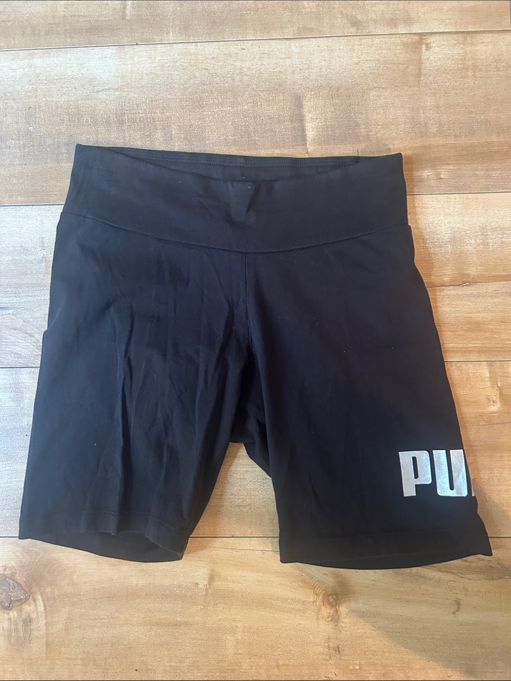 Puma Black Women's Bike Shorts with Silver Logo size medium